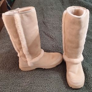 UGG sand sunburst